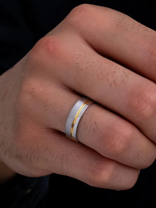Erkek Gümüş Yüzük - 925 Ayar Sarı Ve Beyaz Model Gümüş Alyans Yüzük