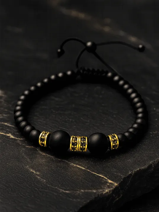 Altın Detaylı Siyah Mat Taşlı Erkek Bileklik – Ayarlanabilir Şık Model