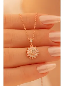 Kadın Gümüş Kolye - Sevgililer Günü - Hediye - Zirkon Taşlı Rose Kaplama Çiçek Motifli Kadın Kolye