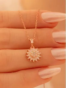 Kadın Gümüş Kolye - Sevgililer Günü - Hediye - Zirkon Taşlı Rose Kaplama Çiçek Motifli Kadın Kolye