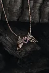 Rose Melek Kanatlı Siyah Ve Pembe Zirkon Taşlı 925 Ayar Gümüş Kadın Kolye GKLMLKKNTLI-ALT