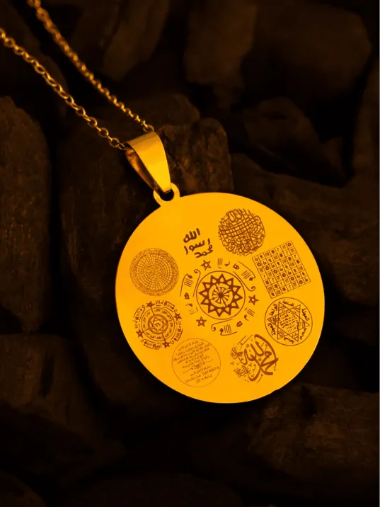 12 Dualı Altın Kaplama Çift Taraflı Koruyucu Zırh Kolyesi Celcelütiye , Nazar Duası , Rufai Gülü 12 Dualı Altın Kaplama Çift Taraflı Koruyucu Zırh Kolyesi Celcelütiye , Nazar Duası , Rufai Gülü