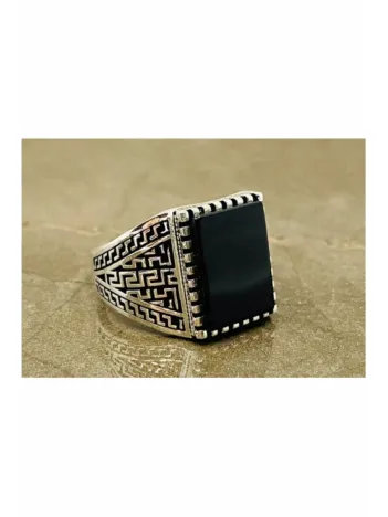 Erkek Gümüş Yüzük - Oniks Kare Taşlı 925 Ayar Gümüş Erkek Yüzük Erkek Gümüş Yüzük - Oniks Kare Taşlı 925 Ayar Gümüş Erkek Yüzük