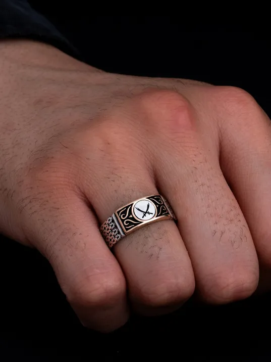 Erkek Gümüş Yüzük - Çift Zülfikar Kılıcı Zincir Motifli İnce Kibar Erkek Yüzüğü