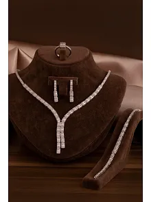 Kadın Gümüş Takı Seti - Dilruba Baget Taşlı Kare Model Kolye, Bileklik, Yüzük, Küpe Tam Set