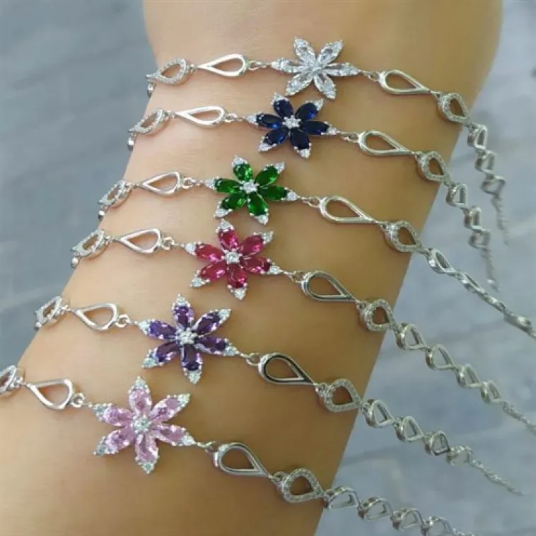 Damla Model Nergis Çiçeği Zirkon Taşlı Bayan Gümüş Bileklik-Yeşil Damla Model Nergis Çiçeği Zirkon Taşlı Bayan Gümüş Bileklik-Yeşil
