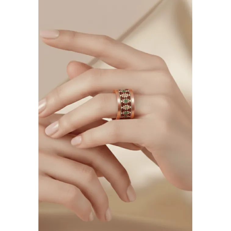 Kadın Bakır Yüzük - Natasha Model Özel Baskı Metal Kutu Ve Kuvars Taşı Kadın Bakır Yüzük - Natasha Model Özel Baskı Metal Kutu Ve Kuvars Taşı