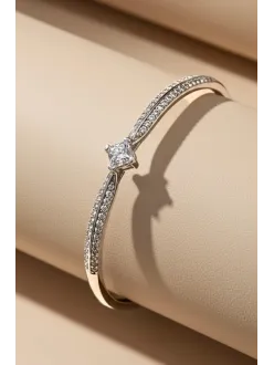 Kadın Tektaş Gümüş Bileklik – Prenses Kesim Ve Işıltılı Sıra Zirkon Taşlı Model Bilezik