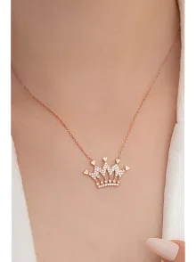Zirkon Taşlı Rose Renk Kalpli Kral Tacı Kadın Gümüş Kolye GKLKRLTCIM1-ROS