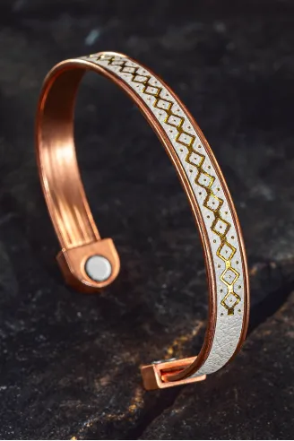 Erkek Kadın Bakır Bileklik - Üstü Hakiki Deri Mıknatıslı Model Metal Kutu Kuvars