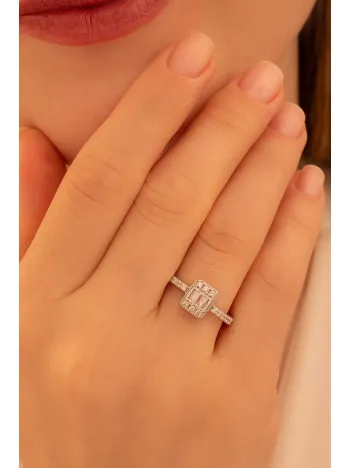 Kadın Gümüş Yüzük -  Dilruba Baget Taşlı Kare Model Kadın Yüzük