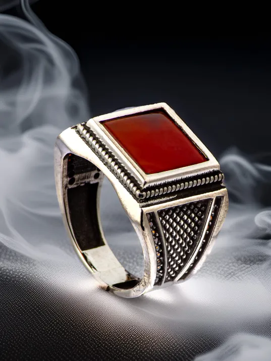 Erkek Gümüş Yüzük - Kırmızı Akik Taşlı Gümüş Yüzük
