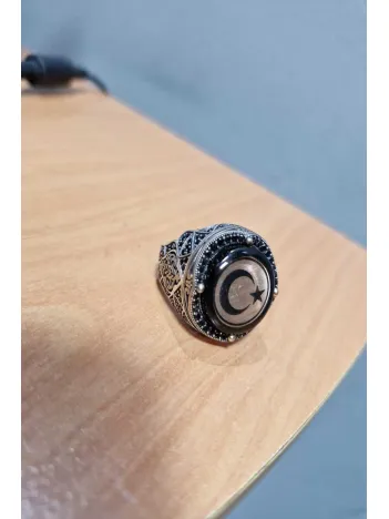 Erkek Gümüş Yüzük - Ay Yıldız İşlemeli Siyah Zirkon Taşlı Lüks Erkek Yüzük