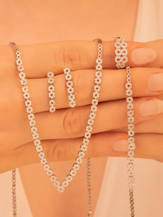 Kadın Gümüş Takı Seti - Sonsuzluk Temalı İnfinity Model 925 Ayar Kolye Bileklik Yüzük Küpe Tam Set Kadın Gümüş Takı Seti - Sonsuzluk Temalı İnfinity Model 925 Ayar Kolye Bileklik Yüzük Küpe Tam Set