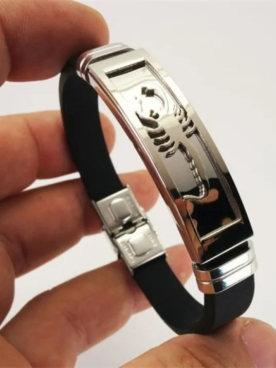 Beyaz Akrep Figürlü Kauçuk Çelik Erkek Bileklik Beyaz Akrep Figürlü Kauçuk Çelik Erkek Bileklik