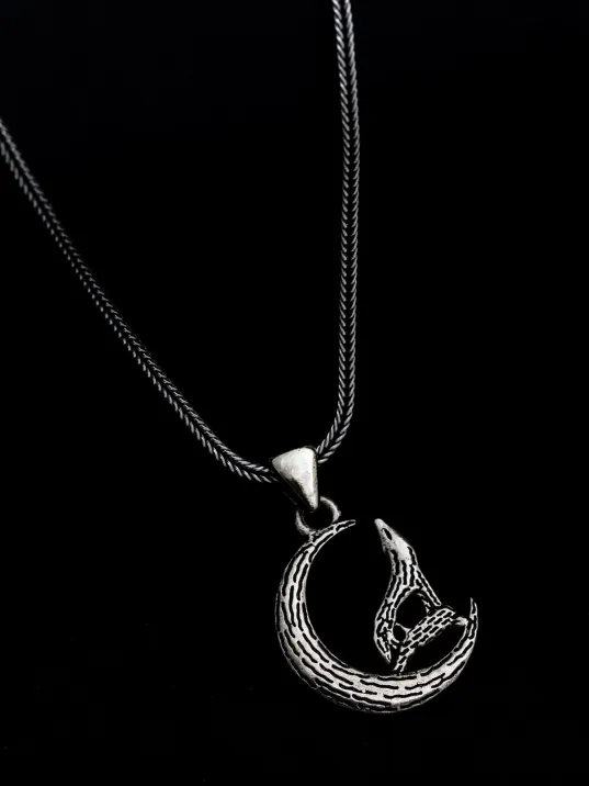 Erkek Gümüş Kolye - Çizgili Desenli Hilal Bozkurt Gümüş Kolye Erkek Gümüş Kolye - Çizgili Desenli Hilal Bozkurt Gümüş Kolye