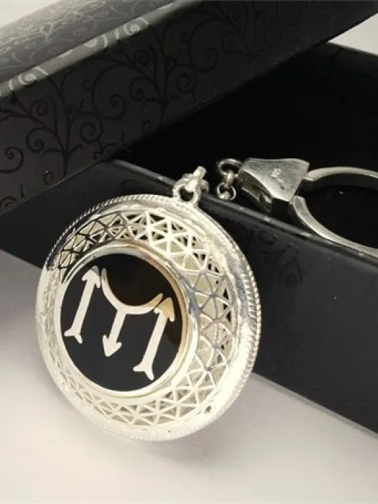 Tuğralı Ve Iyı Diriliş Bayraklı 925 Ayar Gümüş Anahtarlık 24gr