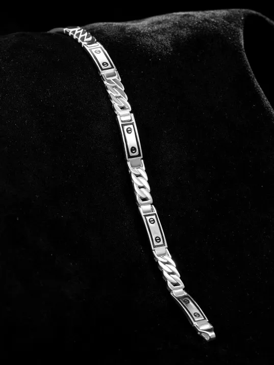 Erkek Gümüş Bileklik - Vidalı Tasarım Parlak Gurmet Model 925 Ayar Erkek Bileklik Erkek Gümüş Bileklik - Vidalı Tasarım Parlak Gurmet Model 925 Ayar Erkek Bileklik