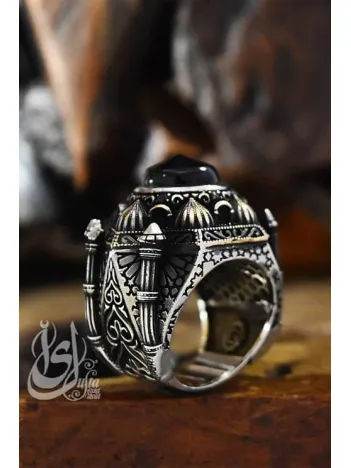 İslam Usta Tasarımı Siyah Kubbe Model Gümüş Erkek Yüzük GYZISLMSTM6-GMS