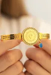 Kadın Çelik Bileklik - Altın Kaplama Çeyrekli Ve Nazar Boncuklu Model Çelik Bileklik