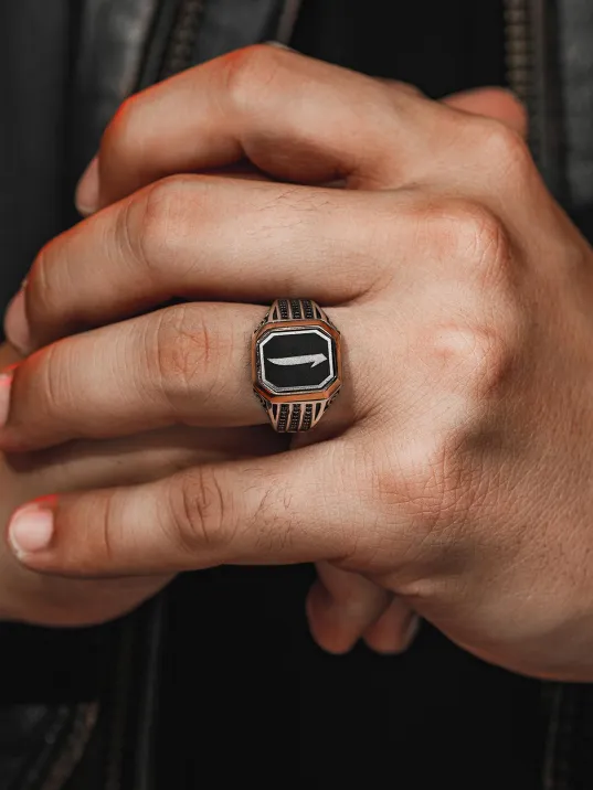 Erkek Gümüş Yüzük - Üç Sıra Zirkon Taşlı Elif İşlemeli Erkek Yüzük