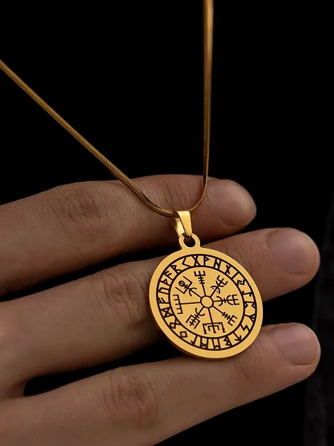 Viking Pusulası - Erkek Kolye - Viking Pusulası Model Sarı Renk Erkek Çelik Kolye - 316 L Paslanmaz Çelik