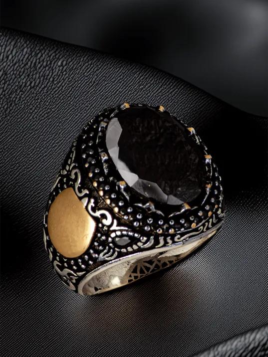 Erkek Siyah Zirkon Taşlı Harf Yazılabilir Model 925 Ayar Gümüş Yüzük Erkek Siyah Zirkon Taşlı Harf Yazılabilir Model 925 Ayar Gümüş Yüzük