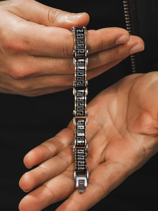 Grek Üçgen Çelik Sarı Erkek Bileklik Künye CBLALTGREK1 Grek Üçgen Çelik Sarı Erkek Bileklik Künye CBLALTGREK1