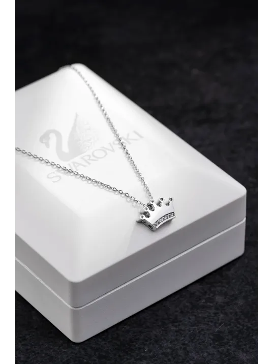 Kadın Gümüş Kolye - Swarovski Taşlı Zirconia İçi Taşlı Taç Motifli Kadın Kolye