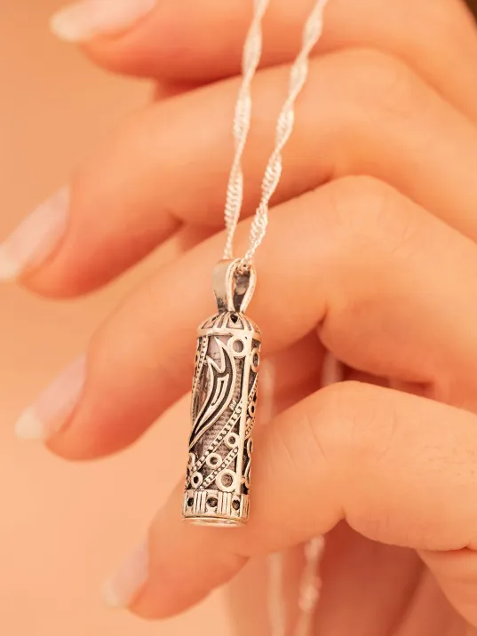 Kadın Gümüş Kolye - Gümüş Zülfikar İşlemeli Muska Cevşen Kadın Kolye