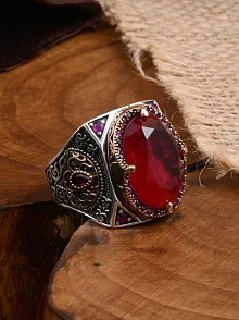 Garnet Taşlı Yanı İşlemeli Erkek Gümüş Yüzük