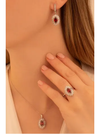 Kadın Gümüş Set - Mekik Model Yakut Taşlı Baget Süslemeli Rodyumlu Kadın Set