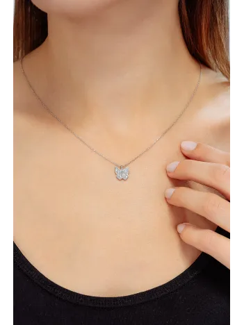 Kadın Gümüş Kolye - Swarovski Taşlı Zirconia Çok Taşlı Kelebek Motifli Kadın Kolye