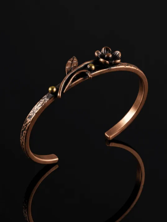 Kadın Bakır Bileklik - Çiçek Model İnce Metal Kutu Ve Doğal Taşlı Bilezik