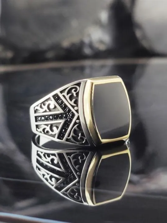 Mikro Taşlı Siyah Mineli Erkek Gümüş Yüzük  GYZGMSGUMSO