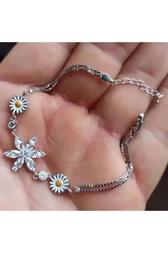 Papatyalı Nergis Çiçeği Zirkon Taşlı Bayan Gümüş Bileklik