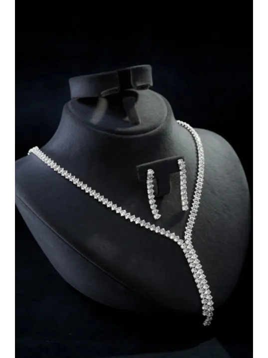 Kadın Bijuteri Kolye Küpe Set - Clara Model Zirkon Taşlı Zarif Su Yolu Set