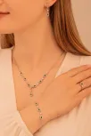 Kadın Gümüş Takı Seti - Pera Zümrüt Mekik Taşlı 925 Ayar Kolye, Bileklik, Yüzük, Küpe Tam Set Kadın Gümüş Takı Seti - Pera Zümrüt Mekik Taşlı 925 Ayar Kolye, Bileklik, Yüzük, Küpe Tam Set