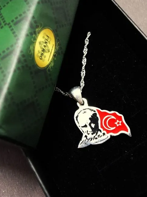 Unisex Gri Atatürk ve Ayyıldız'lı Gümüş Kolye Zincir Unisex Gri Atatürk ve Ayyıldız'lı Gümüş Kolye Zincir