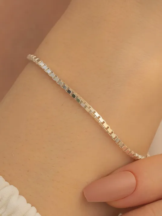 Kadın Gümüş Bileklik - 925 Ayar Küp Zincir Gümüş Bileklik 2mm Kadın Gümüş Bileklik - 925 Ayar Küp Zincir Gümüş Bileklik 2mm