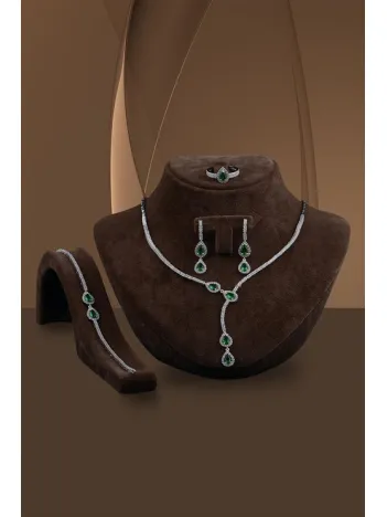 Melodi Bayan Zümrüt Taşlı Gümüş Su Yolu Set - Kolye, Bileklik, Küpe, Yüzük