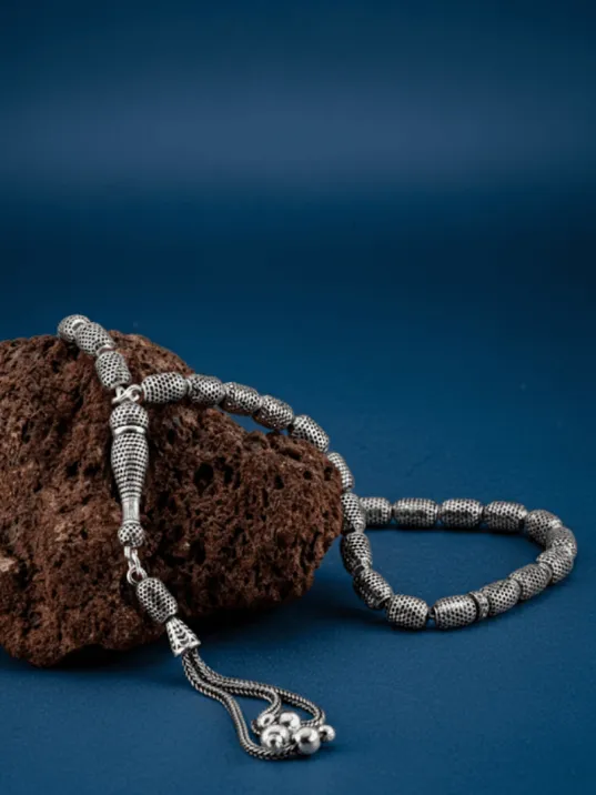 Erkek Gümüş Tespih - 925 Ayar Oksitli Model Delikli Kapsül Kesim Tesbih Erkek Gümüş Tespih - 925 Ayar Oksitli Model Delikli Kapsül Kesim Tesbih