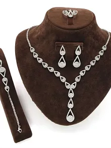 Damla Su Yolu Gümüş Bayan Set - Kolye, Bileklik, Küpe, Yüzük