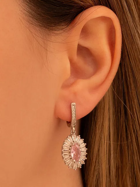 Kadın Gümüş Küpe - Damla Model Pembe Zirkon Taşlı Baget Süslemeli Rodyumlu Kadın Küpe