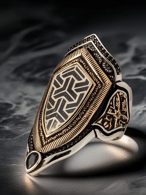Erkek Omega Desen İşlemeli Siyah Zirkon Taşlı 925 Ayar Gümüş Yüzük Zihgir Model Erkek Omega Desen İşlemeli Siyah Zirkon Taşlı 925 Ayar Gümüş Yüzük Zihgir Model