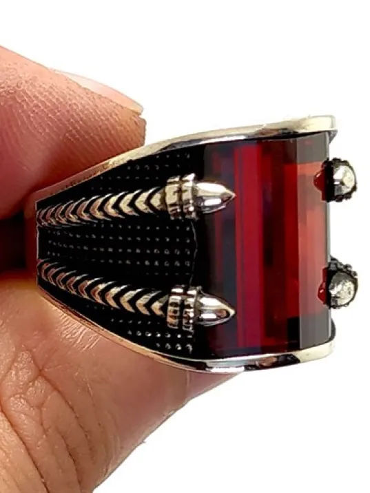 Kırmızı Zirkon Taşlı Pençe Erkek Gümüş Yüzük