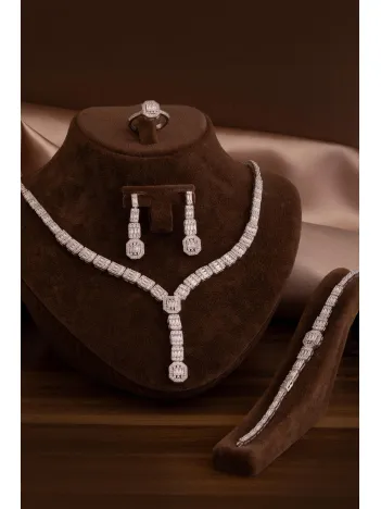 Kadın Gümüş Takı Seti - Perihan Baget Taşlı Zirkon Süslemeli Kolye, Bileklik, Yüzük, Küpe Tam Set