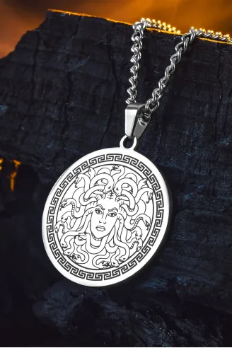 Steel Aether Çelik Kadın Kolye Yunan Tanrısı Medusa İşlemeli Yuvarlak Plaka Kararmaz