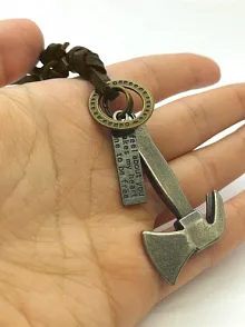 Balta Motif Erkek Kahverengi Deri Kolye Büyük Boy Dkl000balta Balta Motif Erkek Kahverengi Deri Kolye Büyük Boy Dkl000balta