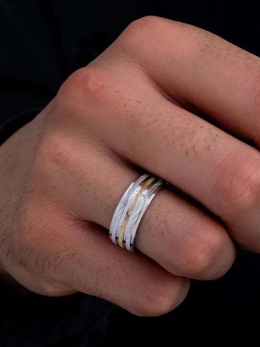 Erkek Gümüş Yüzük - 925 Ayar Dalgalı Şerit Model Gümüş Alyans Yüzük Erkek Gümüş Yüzük - 925 Ayar Dalgalı Şerit Model Gümüş Alyans Yüzük